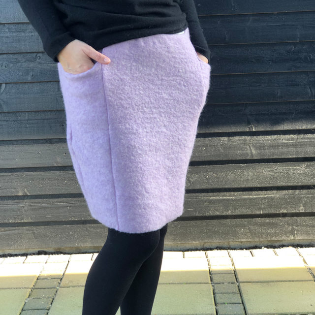 Rock DIVIDED Schnittdeern Wollfilz Lila mit Glitzergummi
