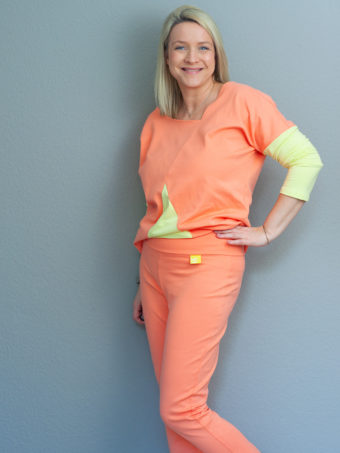 Hose HYGGE mit schmalem Bein und PIECES Pulli als Set