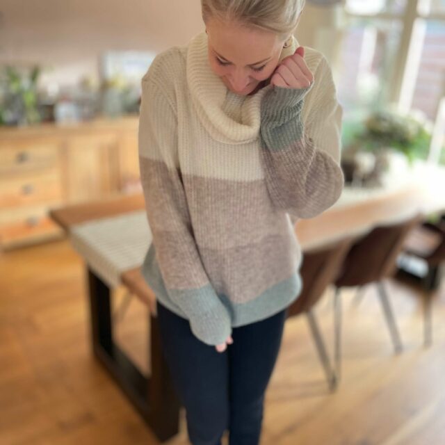 SensesSweater aus Strickpaneelen_ eversewme