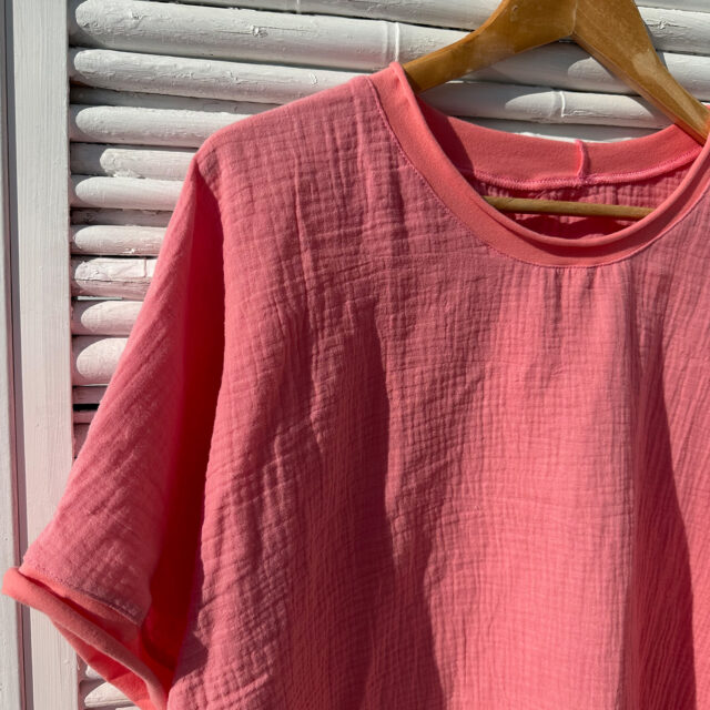 Simplicity Shirt aus Musselin in Koralle